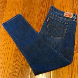Levi’s 711 Skinny Jeans